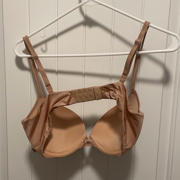 Variety Lot of 34D Bras - Picture 13 of 16